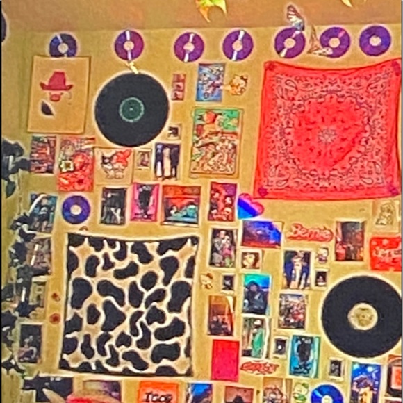 Profile Picture of Harper Pannek (@harper_pannek) on Poshmark