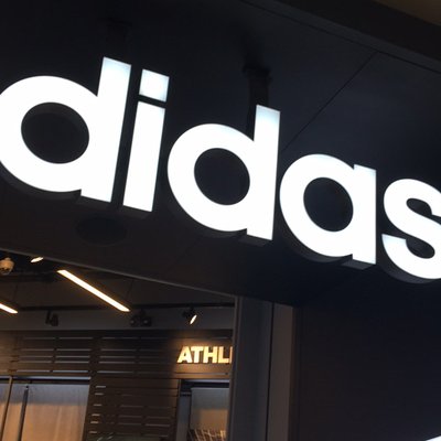 Profile Picture of Adidas (@SidneyHo1) on Twitter