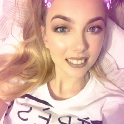 Profile Picture of Hayley Gallagher (@sweetCookie41) on Twitter