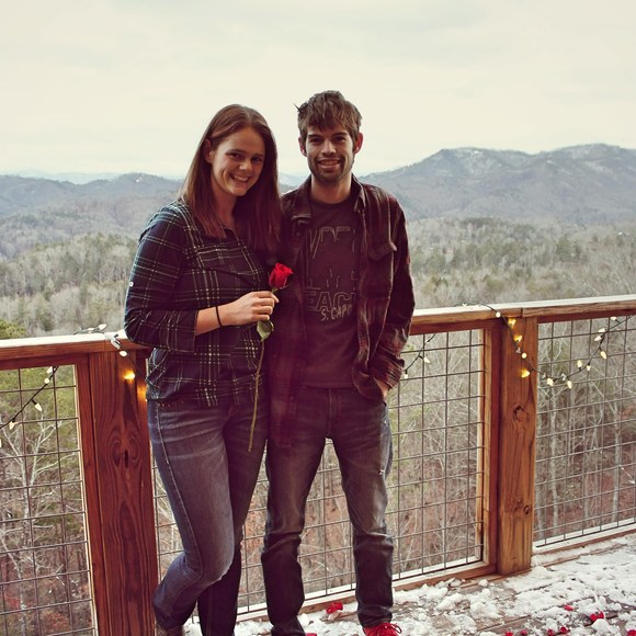 Ally Tomson - Poshmark Profile Picture of Ally Tomson (@tomsongator) on Poshmark