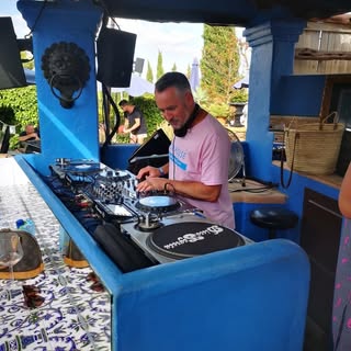 Profile Picture of DJ Steve Optix - Balearic & Stuff (@djsteveoptix) on Instagram