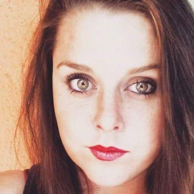 Profile Picture of Kim Ashley Crook (@kimmykreampuff) on Twitter