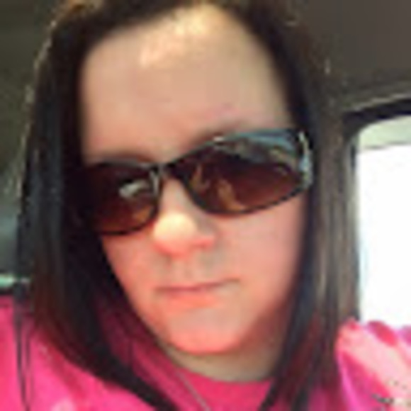 Profile Picture of Jennifer Blankenship (@storm662) on Poshmark