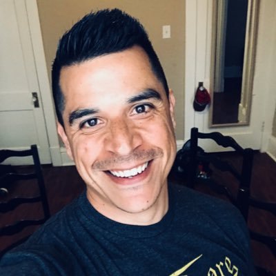 Profile Picture of Manuel S. Herrera (@manuelherrera33) on Twitter