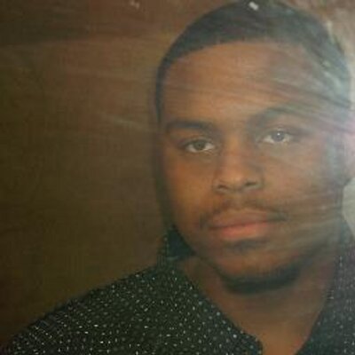 Profile Picture of Robby Long (@robbylong85) on Twitter