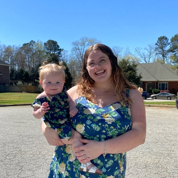 Chloe Garard - Poshmark Profile Picture of Chloe Garard (@chloegarard) on Poshmark