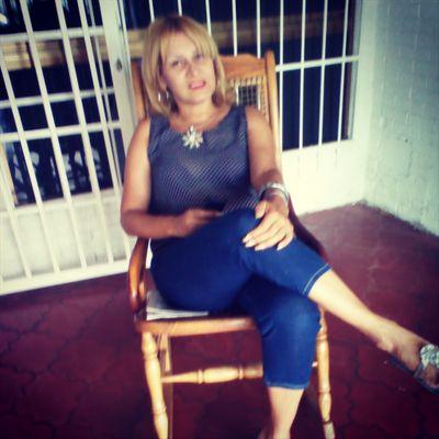 Profile Picture of Betty Paz (@betty_paz) on Twitter