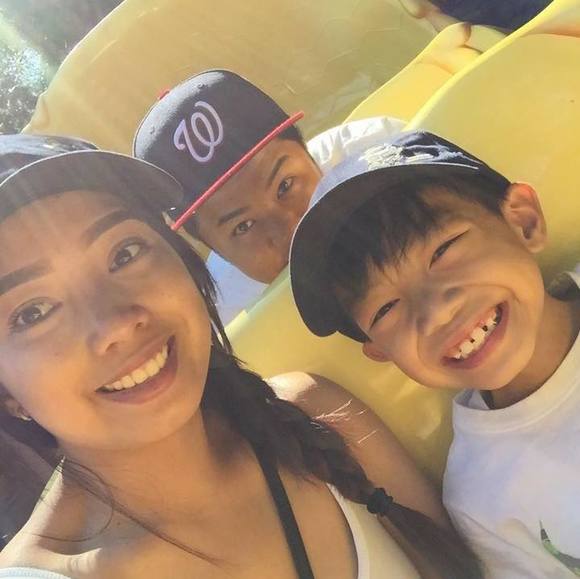 Profile Picture of James Vong (@noleftshoe) on Poshmark