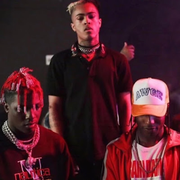 Profile Picture of Hayden Davis (@haydendavis876) on Poshmark