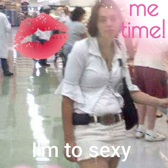 Profile Picture of Bobbie Johnson (@bobbiejohnso804) on Poshmark