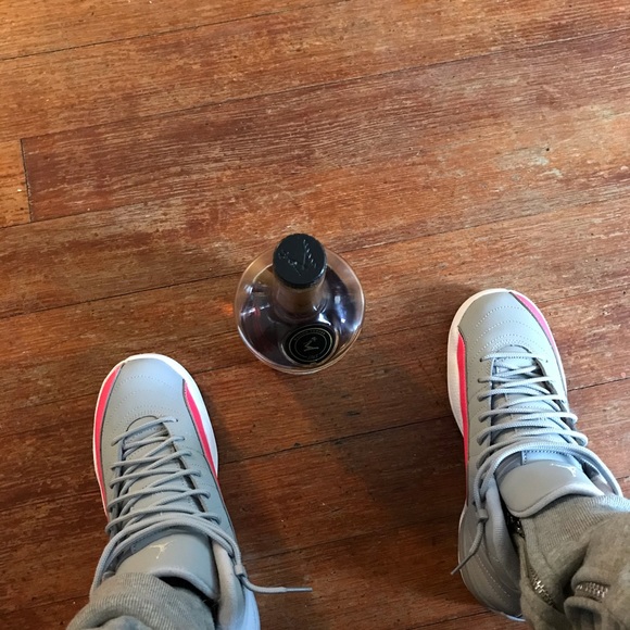 Profile Picture of Tyrone Hines (@tyronehines94) on Poshmark