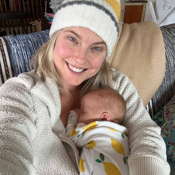 Profile Picture of Chrissy Stamm (@chrissystamm) on Poshmark