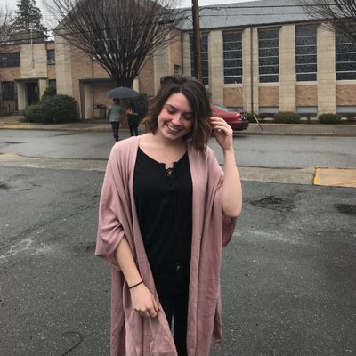 Profile Picture of Melissa Becker (@melissabecker98) on Twitter