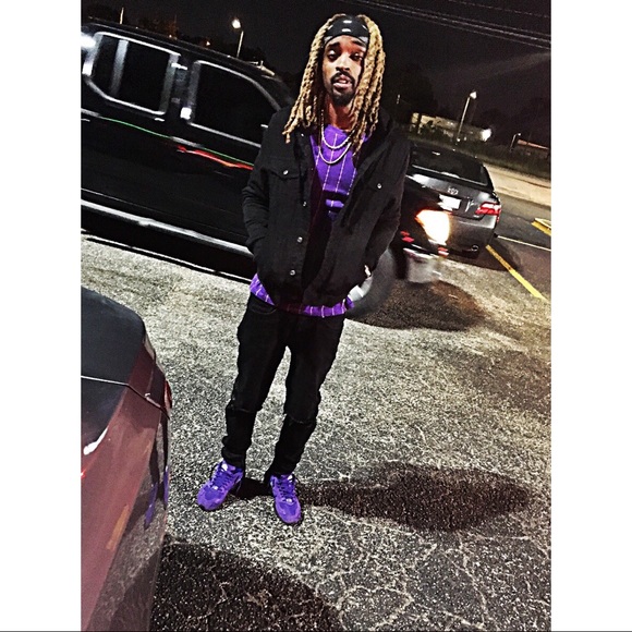 Profile Picture of Emmanuel Franklin (@franklinef) on Poshmark