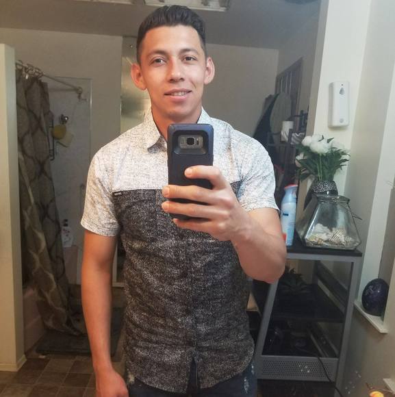 Profile Picture of Kevin Chavez chavezz (@chavezk11) on Poshmark