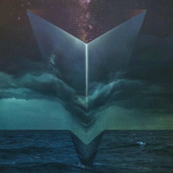 Profile Picture of Oswaldo Ruiz (@greatesthits_19) on Poshmark