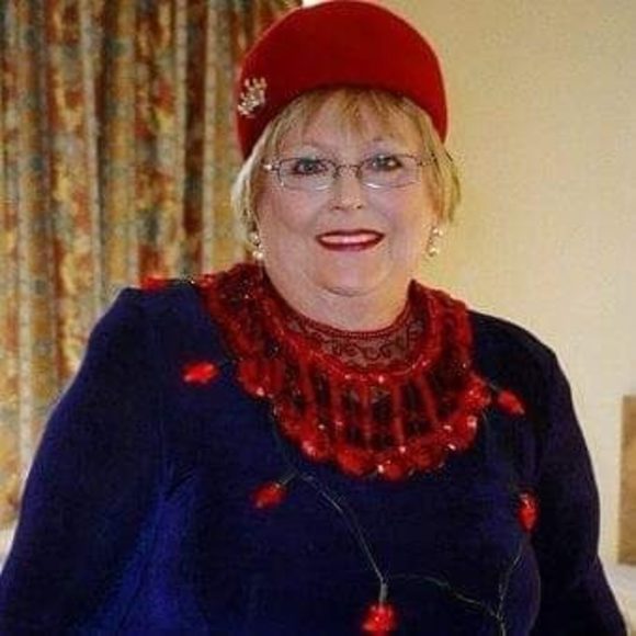 Profile Picture of Norma Falcone (@normsieblue) on Poshmark