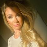 Profile Picture of danielle avitable (@davitable) on Instagram