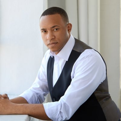 Profile Picture of Johnnie Tangle (@johnnietangle) on Twitter