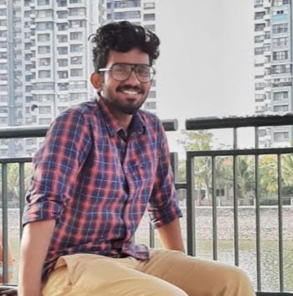 Profile Picture of Vishnu Chandran (@vishnu8818) on Poshmark