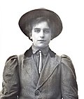 Profile Picture of Vera Wentworthon Wikipedia