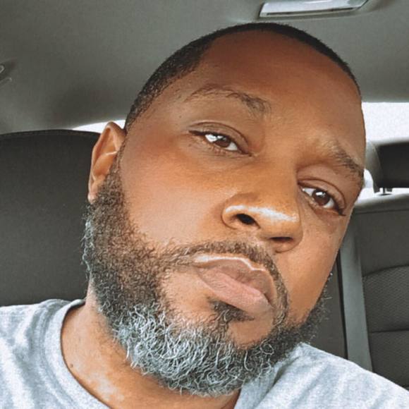 Profile Picture of Gregory Gaylor (@gregorygaylor) on Poshmark