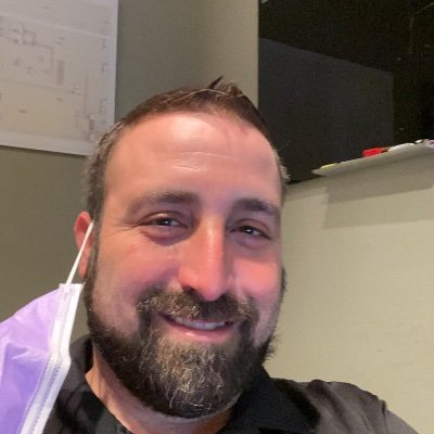 Profile Picture of Jeff Sena (@JeffSena5) on Twitter