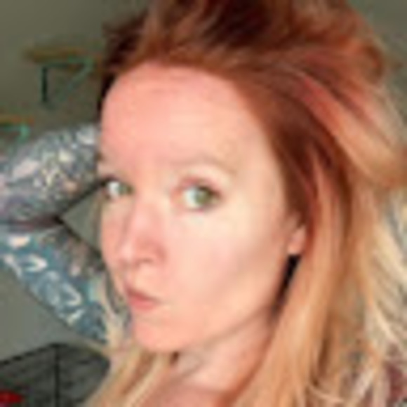 Profile Picture of Jessica Parsons (@vsweettartv22) on Poshmark