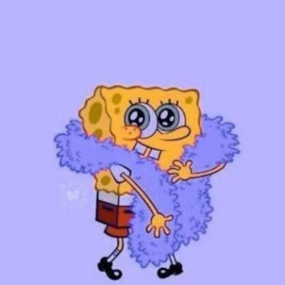 Profile Picture of Luz Blanco (@luzblancoh09) on Poshmark