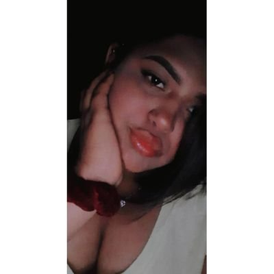 Profile Picture of Valezka Lopez 👩🏽‍ ⚕ (@ValezkaLopezG) on Twitter
