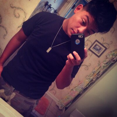 Profile Picture of Jonathan Serna (@jonathanserna75) on Twitter