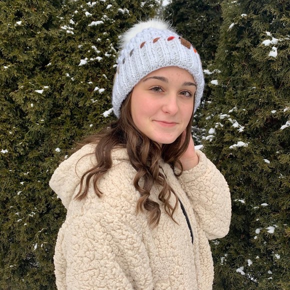 Profile Picture of Juliet Shepler (@julietshepler) on Poshmark