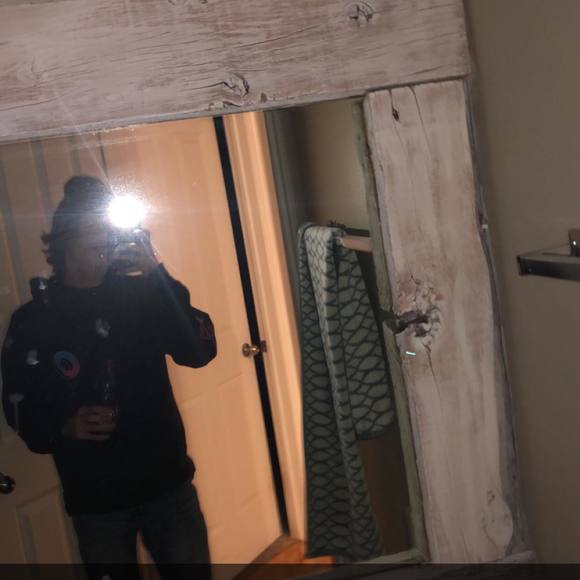 Profile Picture of Kayden Pollmann (@kaydenpollmann) on Poshmark