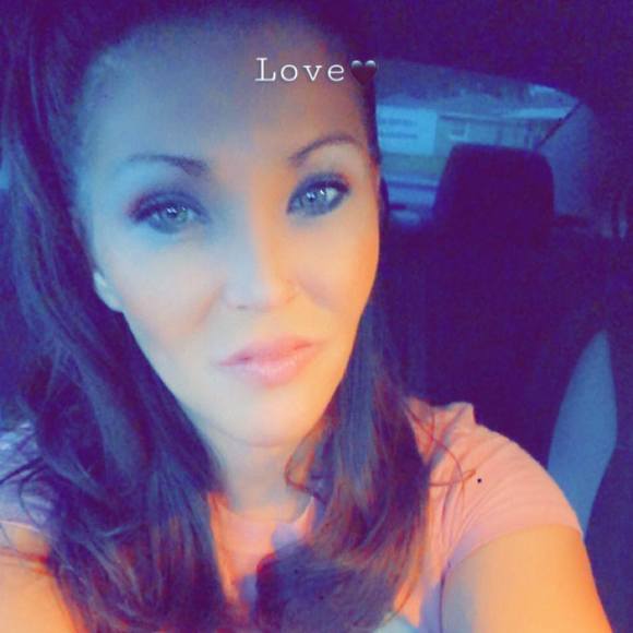 Profile Picture of Alex Middleton (@acmidd266) on Poshmark