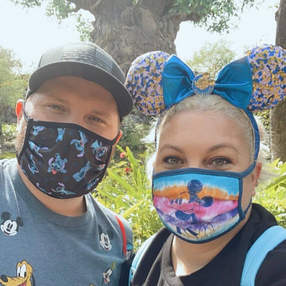 Profile Picture of Taylor Ekey (@taylore89) on Poshmark