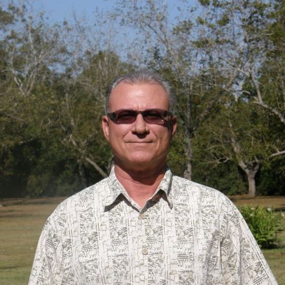 Profile Picture of Raymond Robberson (@robber1957) on Poshmark