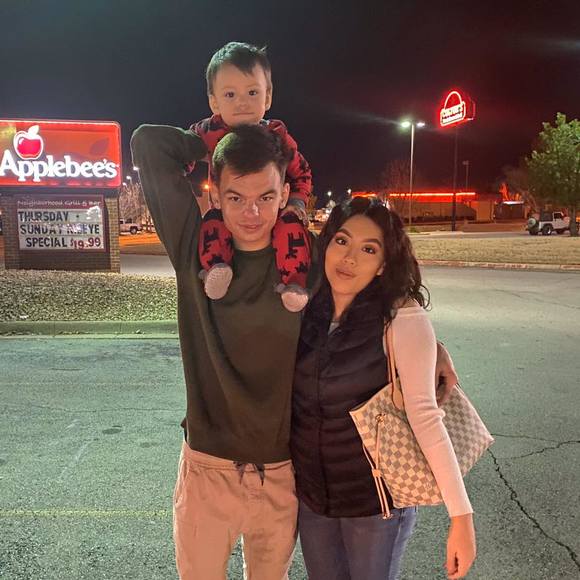 Profile Picture of Døñøvãń Hãtçhęł (@donovanh_15) on Poshmark