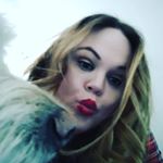 Profile Picture of Lisa Bond (@lisahinkle) on Instagram