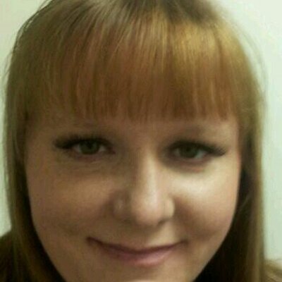 Profile Picture of Annette Hanson (@nettiewood36) on Twitter