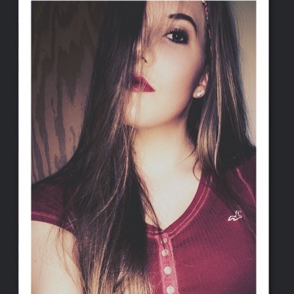 Profile Picture of Danee Pryce (@daneepryce) on Poshmark