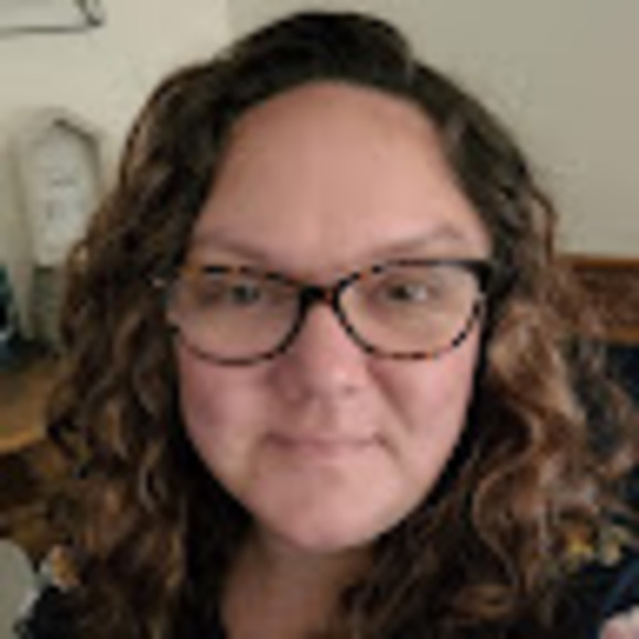 Profile Picture of Heather Modlin (@kraffth79) on Poshmark