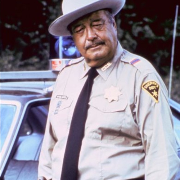 Profile Picture of Ted Kukich (@tedkukich) on Poshmark