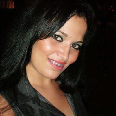 Profile Picture of Vivian Schneider (@vika19schneider) on Twitter