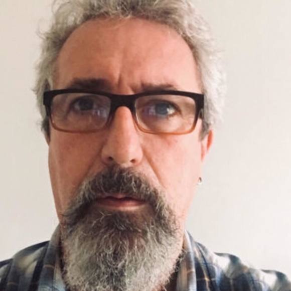 Profile Picture of Danny Rogers (@debscell2018) on Poshmark