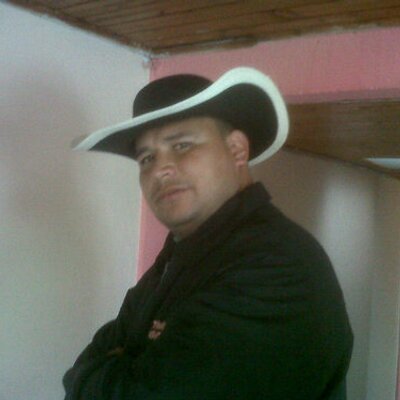 Profile Picture of JOHN GUEVARA (@JOHNGUEVARA12) on Twitter