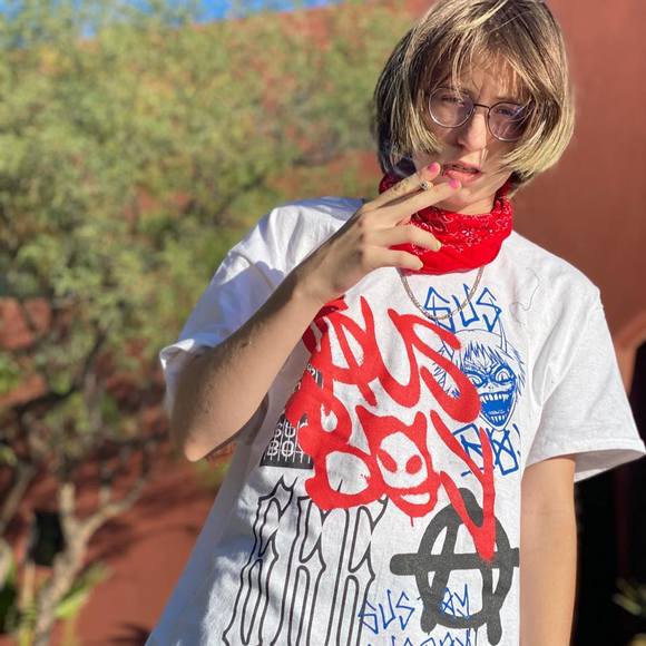 Destiny Wick - Poshmark Profile Picture of Destiny Wick (@wickdestiny) on Poshmark