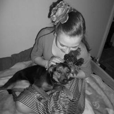 Profile Picture of Daniela (@DannaStupavski) on Twitter