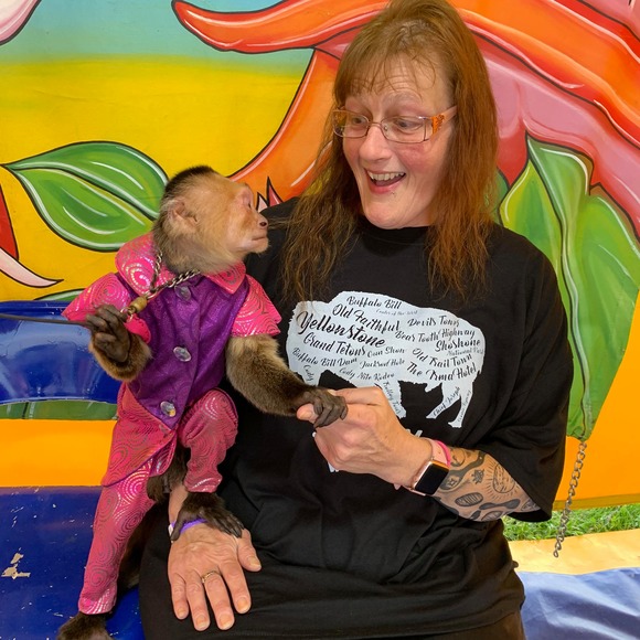 Profile Picture of Dawn Mcleod (@dawnlynn72) on Poshmark