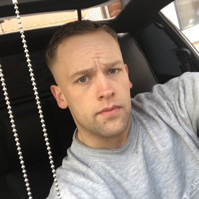 Profile Picture of Alexander (@Goldsmith9388) on Twitter