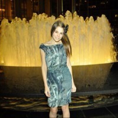 Profile Picture of Jill Goldberg (@jillDGoldberg19) on Twitter